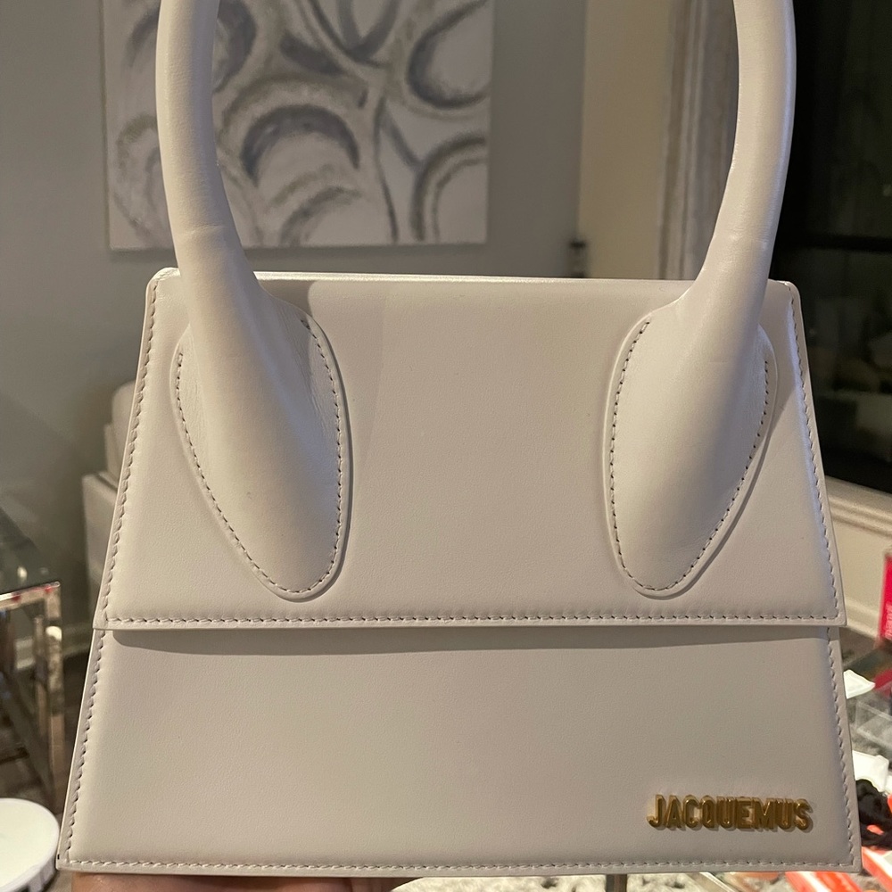 Jacquemus white Le Chiquito smooth leather top-handle bag with gold logo